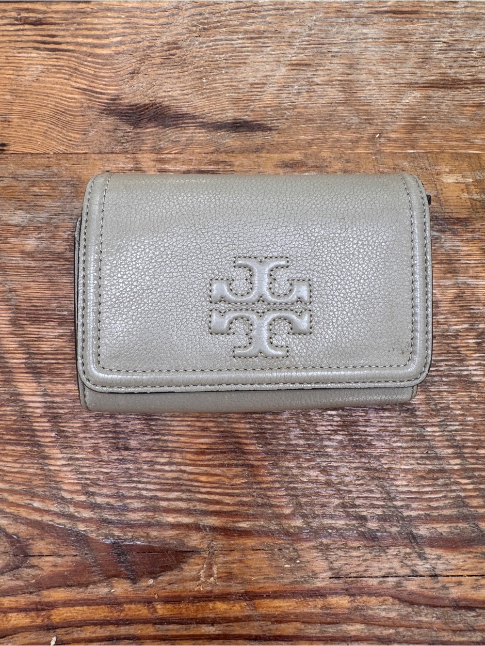 Tory Burch Pebbled Leather Trifold Wallet - Light Taupe